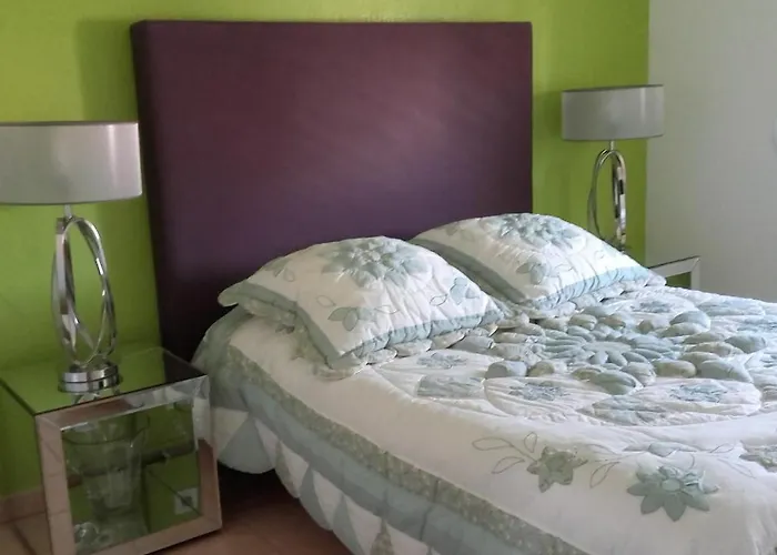 Location 2 Personnes Chez Angela Pansiyon Cannes